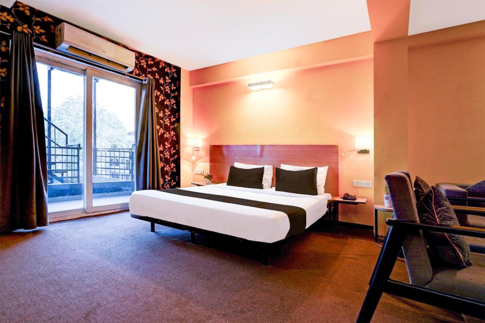 Hotel Aerotech Suite New Delhi Exterior foto